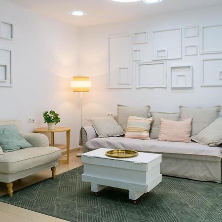 Apartment Caleta Beach Malaga Zewnętrze zdjęcie