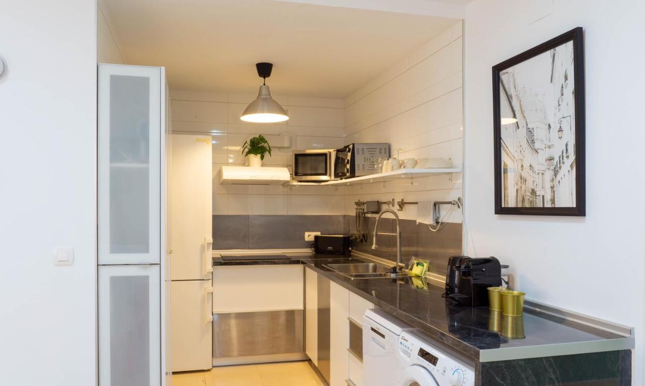 Apartment Caleta Beach Malaga Zewnętrze zdjęcie